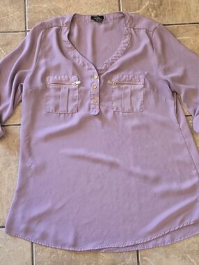 Rue 21 Brand Blouse- Lavendar- Size L- Excellent Used Condition